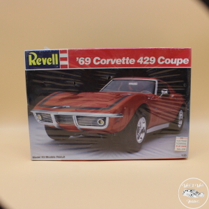 Revell '69 Corvette "429" Misprint Model Kit #7149