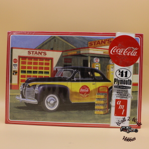 AMT 1941 Plymouth Coupe Coke Version